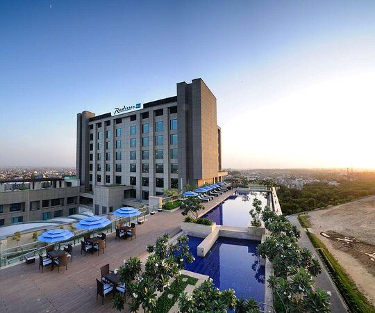 Radisson Blu Hotel New Delhi Paschim Vihar — Property