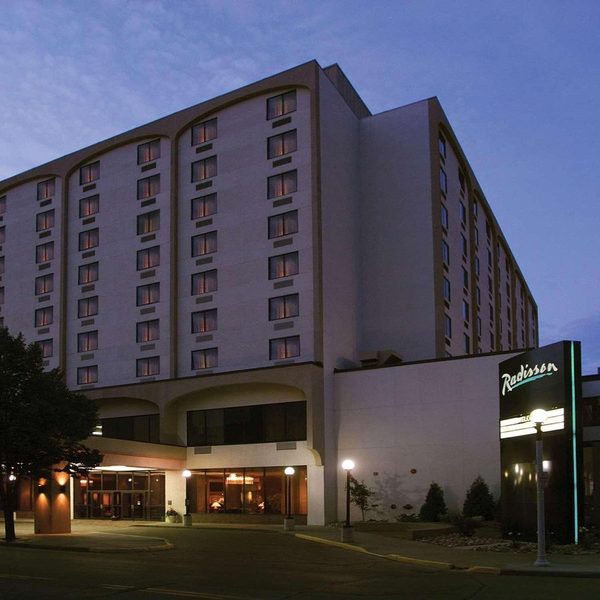 Radisson Hotel Bismarck — Property