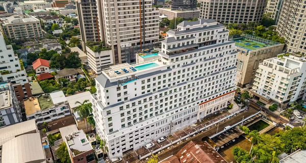 Radisson Hotel Chateau De Bangkok — Property
