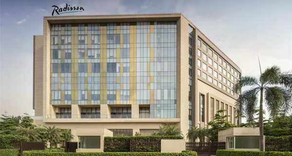 Radisson Hotel Delhi MG Road — Property