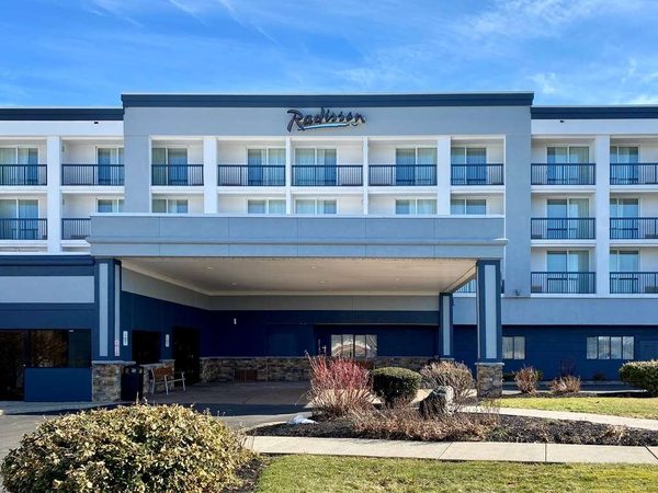 Radisson Hotel Niagara Falls Grand Island — Property