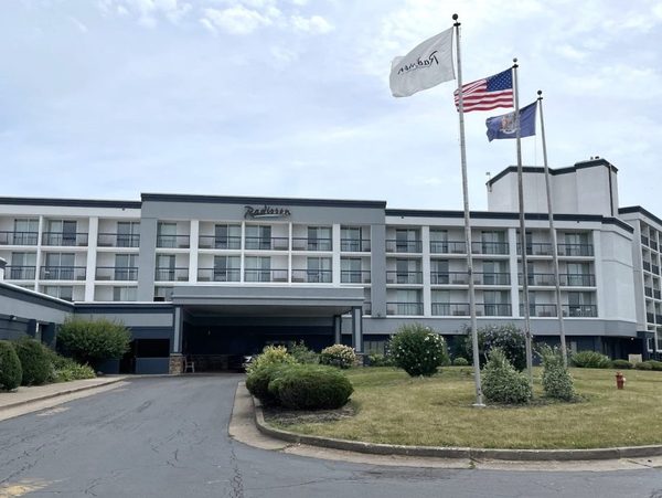 Radisson Hotel Niagara Falls Grand Island — Property