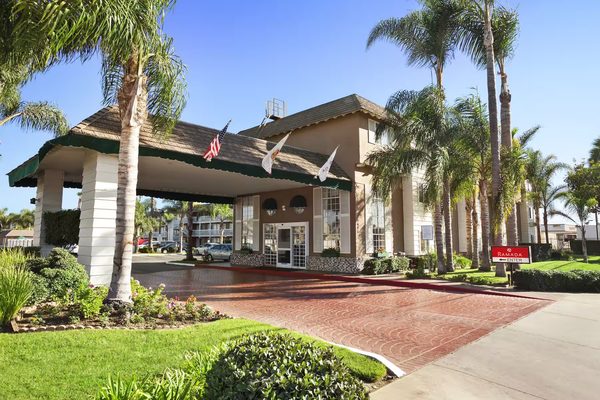 Ramada by Wyndham Costa Mesa Newport Beach — Property