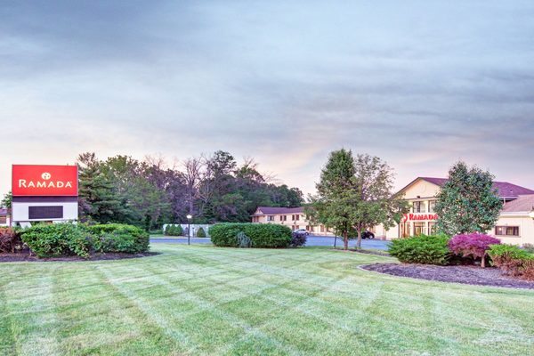 Ramada by Wyndham Flemington Flemington New Jersey — Property