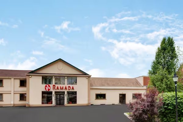Ramada by Wyndham Flemington Flemington New Jersey — Property