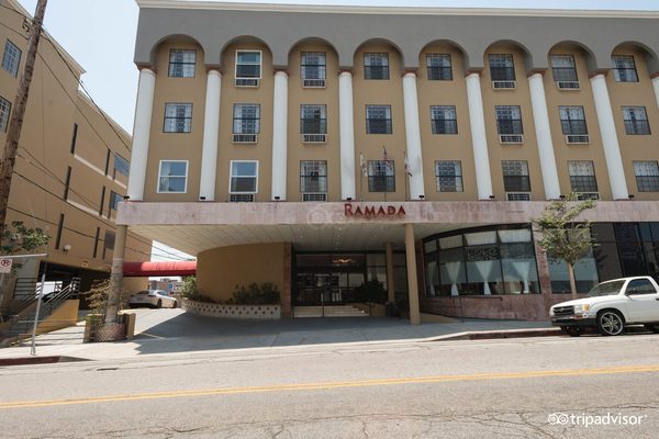 Ramada by Wyndham Los Angeles Wilshire Center Los Angeles California — Property