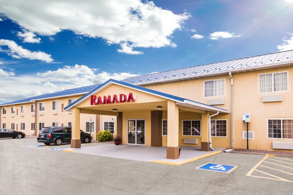 Ramada by Wyndham Sioux City — Property