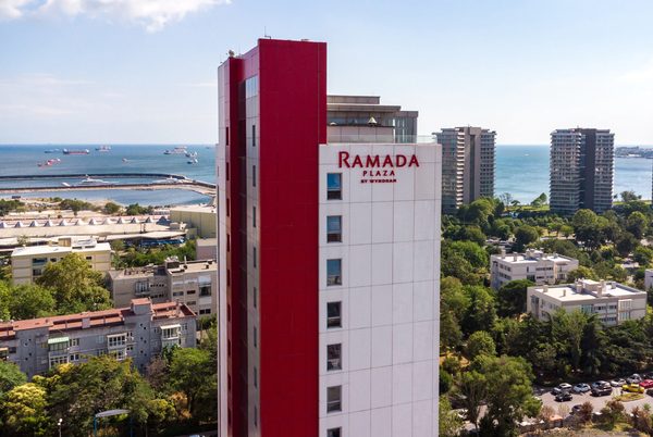 Ramada Plaza by Wyndham Istanbul Atakoy Istanbul — Property