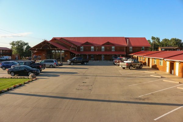 Range Country Lodging — Property