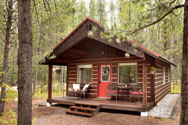 Reclusive Moose Cabins Columbia Falls Montana — Property