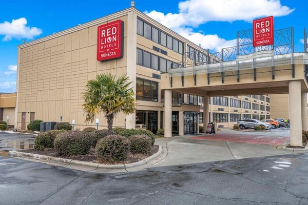Red Lion Hotel Charlotte Airport — Property