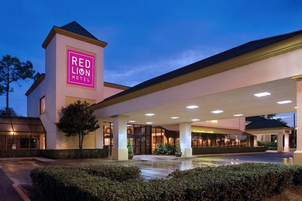Red Lion Hotel Houston Intercontinental Airport — Property