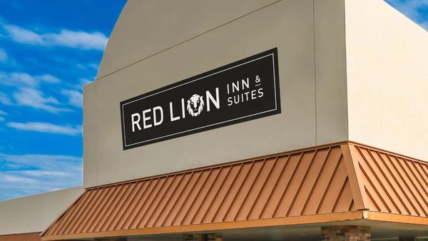 Red Lion Inn Suites Houston IAH Airport — Property