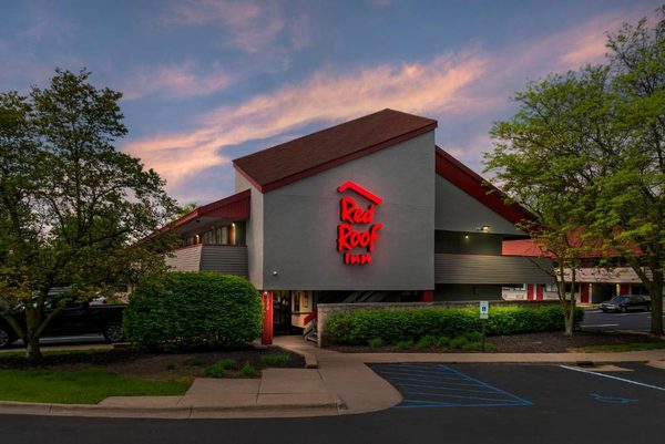 Red Roof Inn Auburn Hills — Property