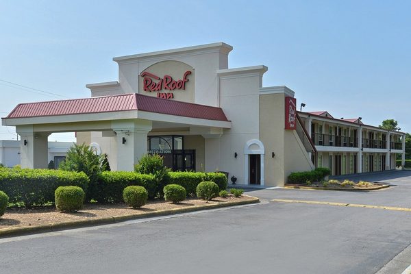 Red Roof Inn Dalton — Property