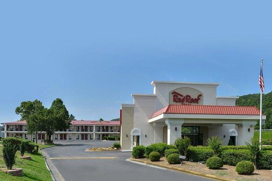 Red Roof Inn Dalton — Property