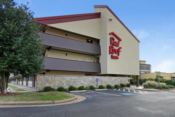 Red Roof Inn Hampton Coliseum — Property