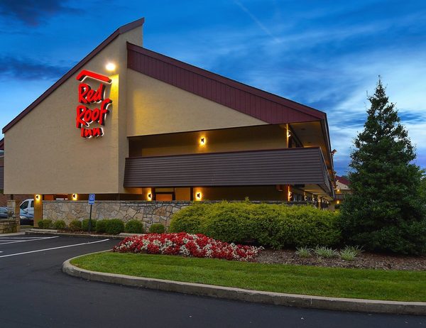 Red Roof Inn Louisville East Hurstbourne — Property