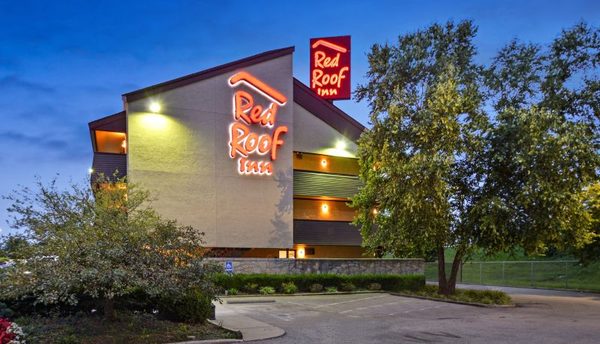Red Roof Inn Louisville Expo Airport — Property