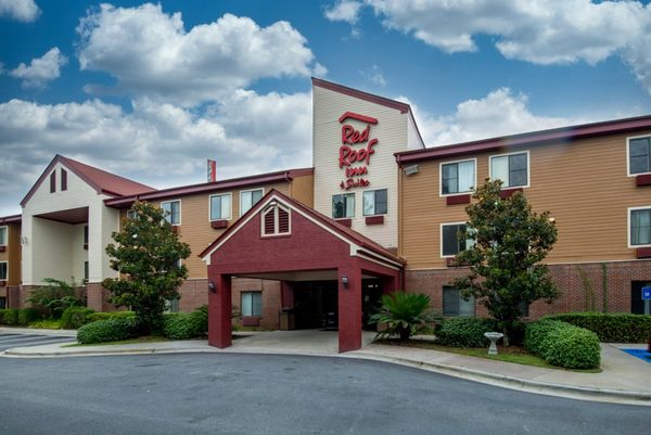 Red Roof Inn Suites Savannah Airport — Property