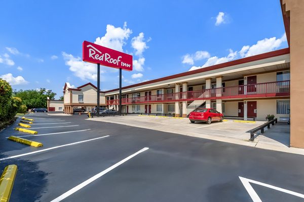 Red Roof Inn Washington DC — Property