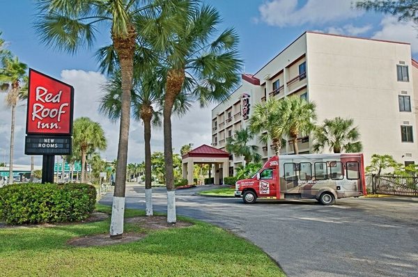 Red Roof Plus Miami Airport — Property