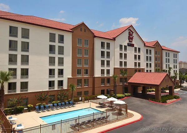 Red Roof PLUS San Antonio Downtown Riverwalk — Property