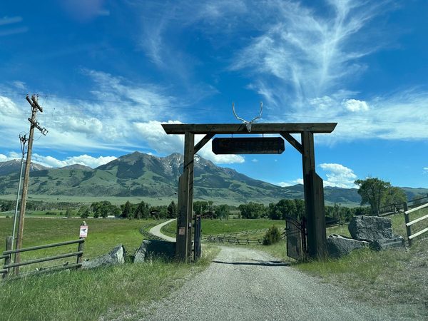 Reedfly Farm Rivers Bend Lodge — Property