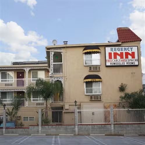 Regency Inn Los Angeles Los Angeles California — Property