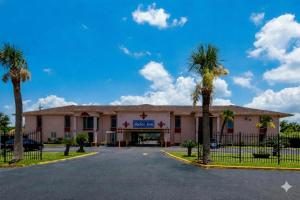 Relax Inn and Suites — Property