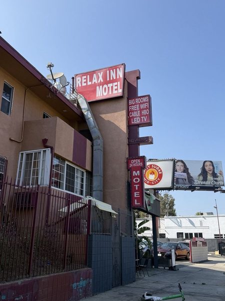 Relax Inn Motel Los Angeles California — Property