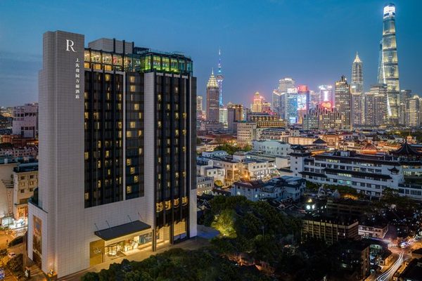 Renaissance Shanghai Yu Garden Hotel — Property