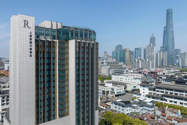 Renaissance Shanghai Yu Garden Hotel — Property