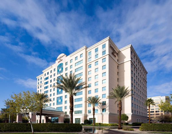 Residence Inn by Marriott Las Vegas Hughes Center Las Vegas Nevada — Property