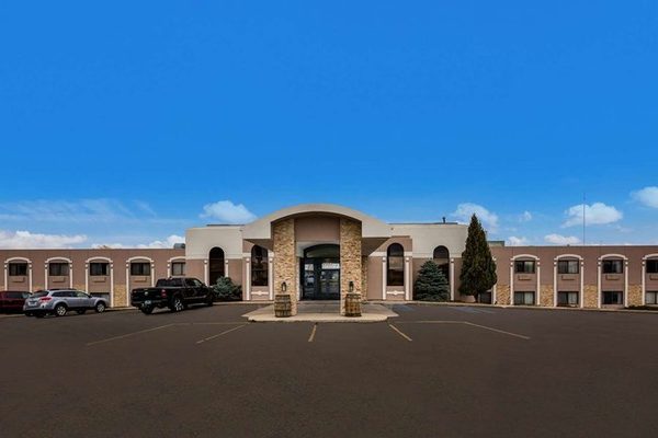Revel Minot SureStay Collection By Best Western — Property