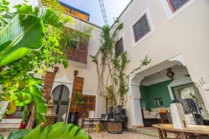 Riad El Youssoufi — Property