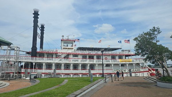 Riverboat Travel Park — Property