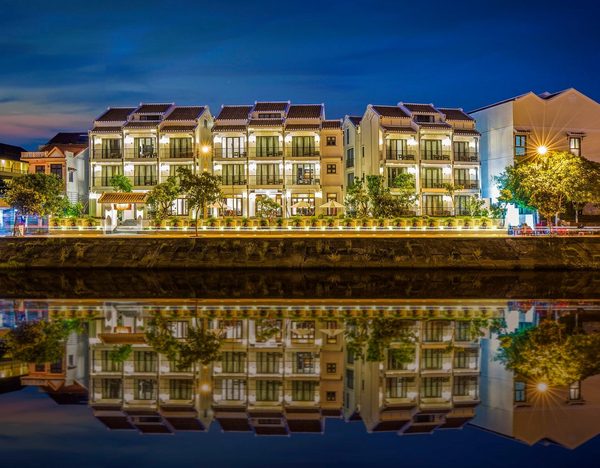 Riverside White House Boutique Hotel — Property