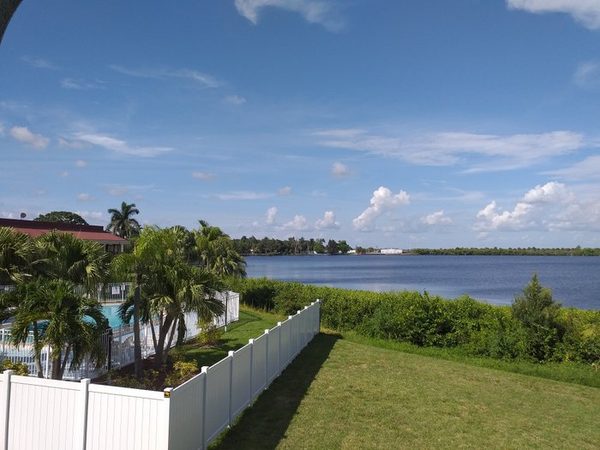 Riverview Inn North Fort Myers Florida — Property