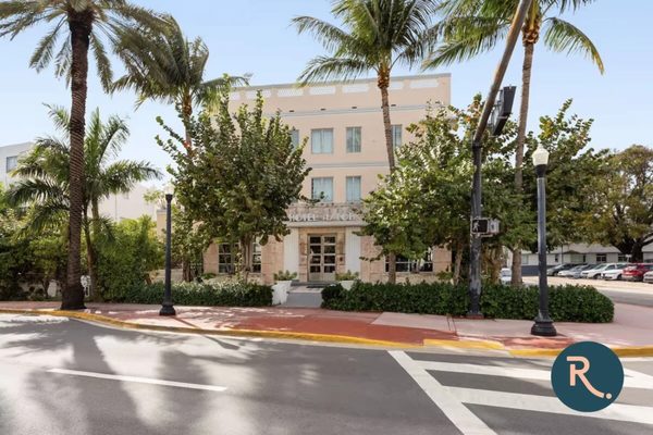 Roami At Hotel Astor Miami Beach Florida — Property