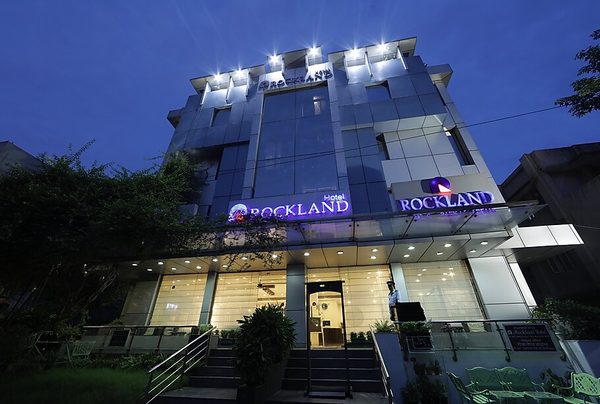 Rockland Hotel C R Park — Property