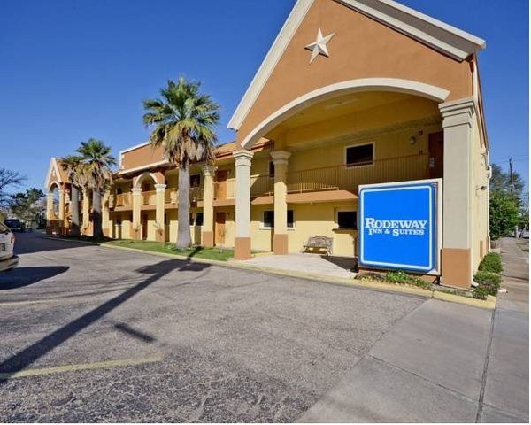 Rodeway Inn and Suites Medical Center Houston — Property