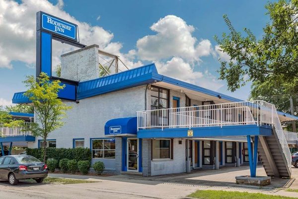 Rodeway Inn Chicago Evanston Chicago Illinois — Property