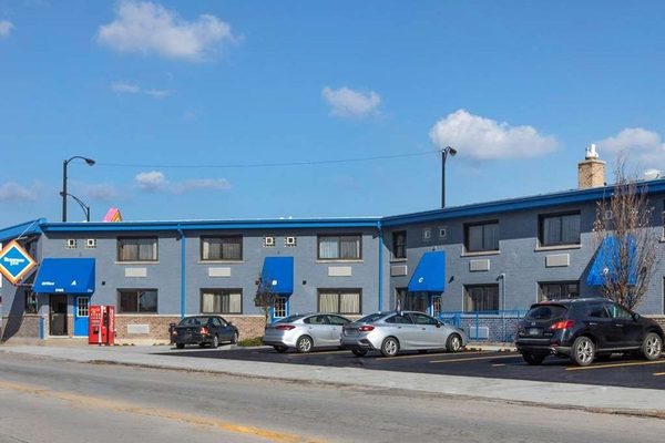 Rodeway Inn Chicago Evanston Chicago Illinois — Property