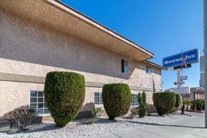 Rodeway Inn On Historic Route 66 Barstow California — Property