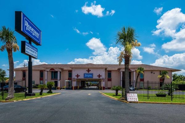 Rodeway Inn Suites — Property