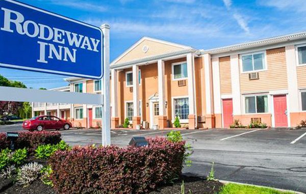 Rodeway Inn — Property