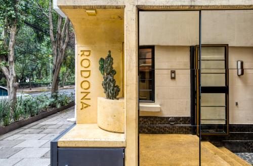 Rodona Hotel — Property