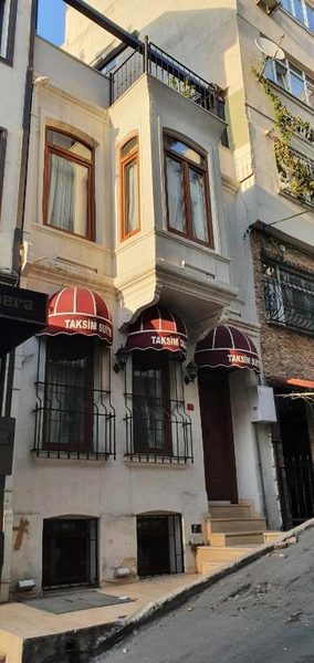 Roe Suite Taksim Istanbul — Property