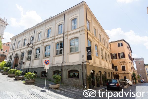 Roma Luxus Hotel — Property